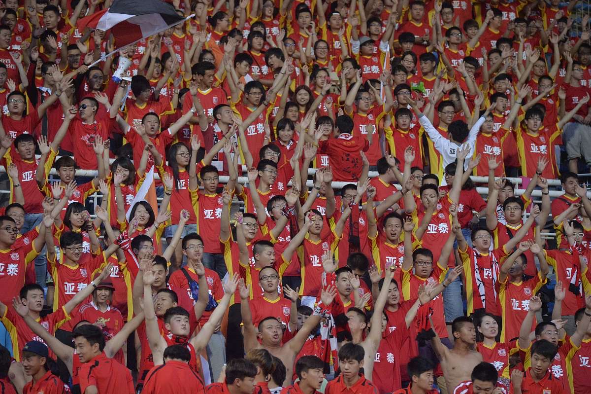 雷恩特比亚主场努力取得关键胜利