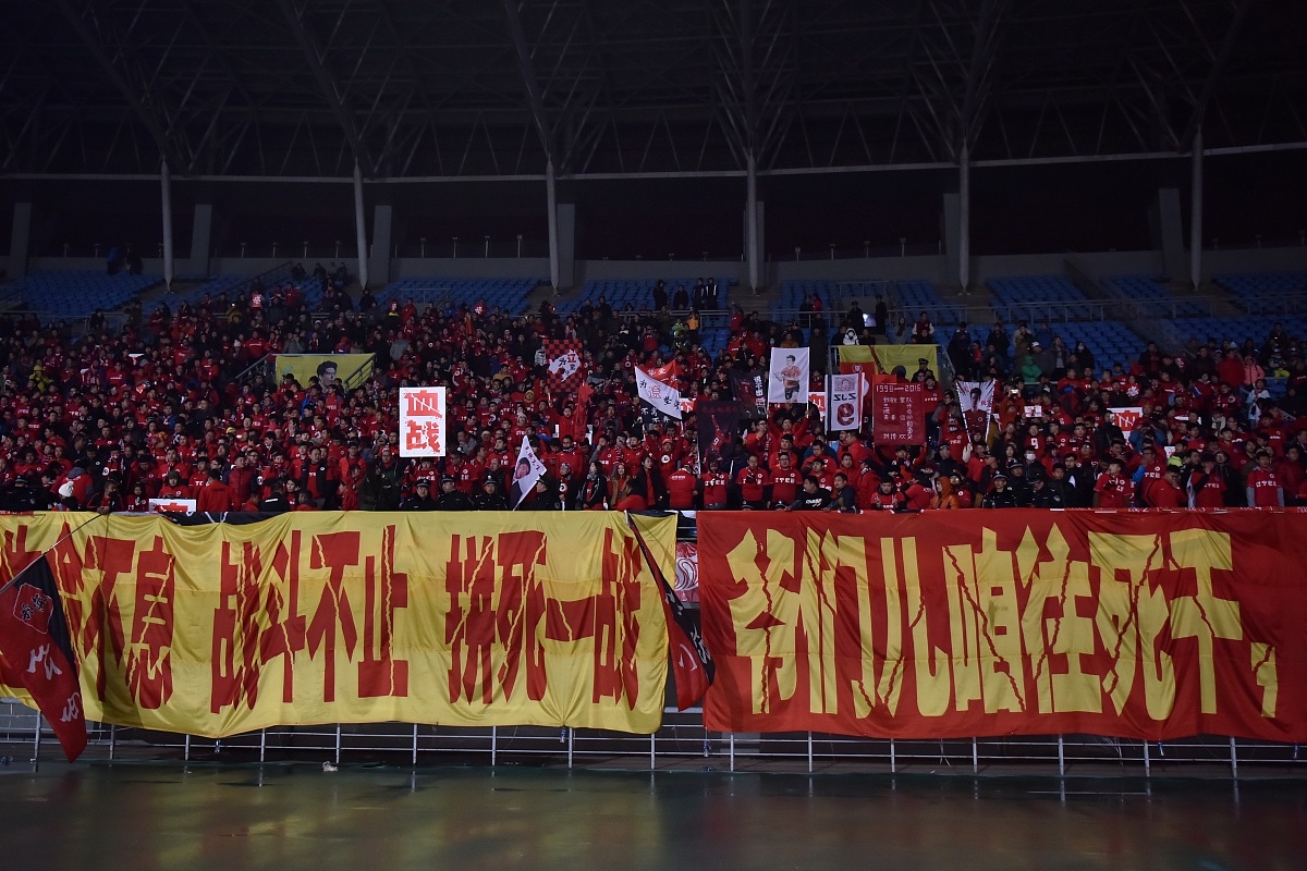 关于洋洋洒洒！紧张比赛时刻，强队实力相争的信息