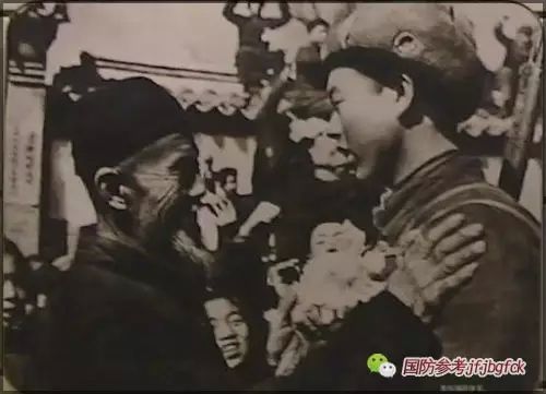 战场上的芳华，女将力挽狂澜取得胜利