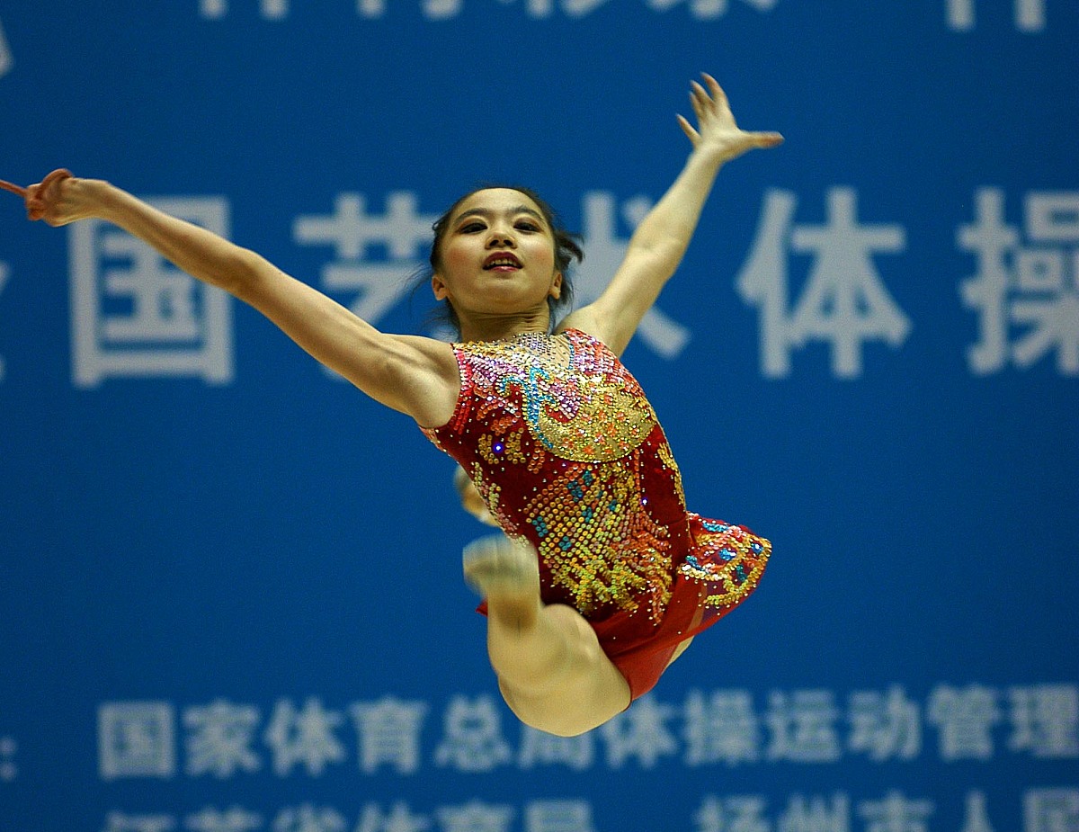 澳大利亚运动员完美演绎自由体操
