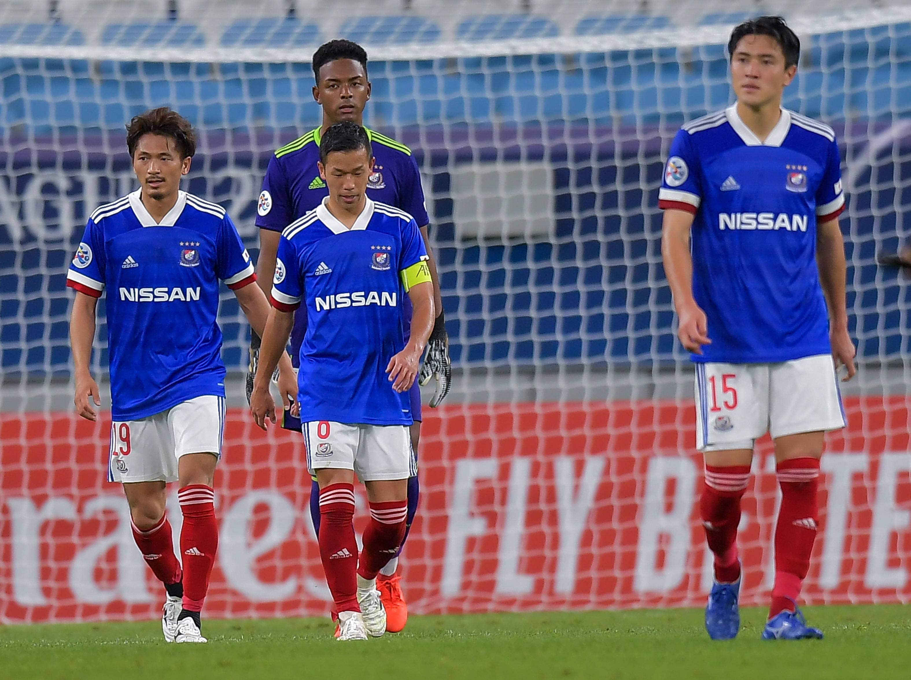 日本排球队实力横扫对手获胜